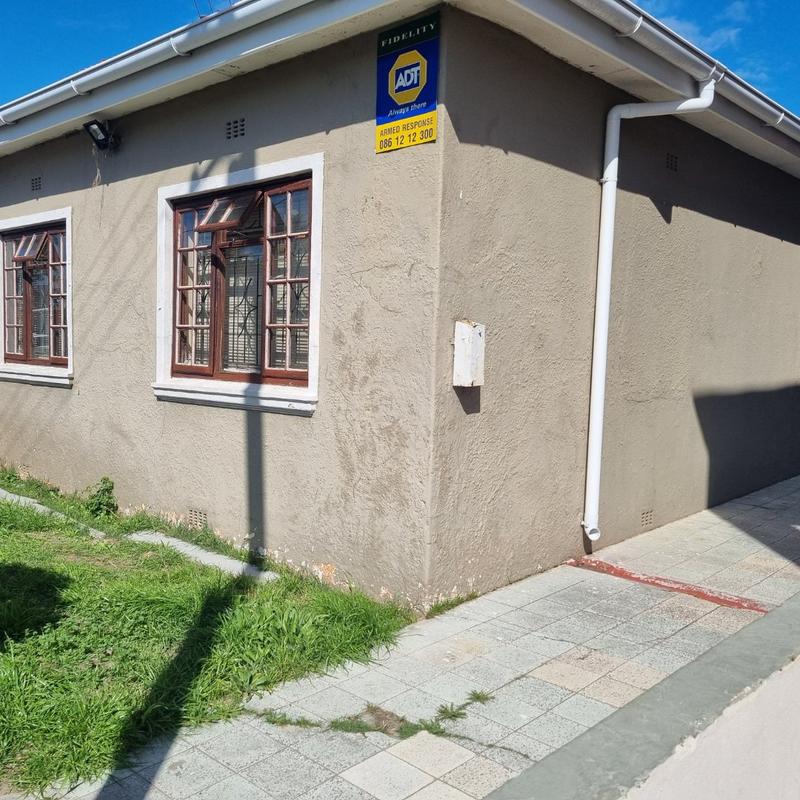 3 Bedroom Property for Sale in Kensington Western Cape